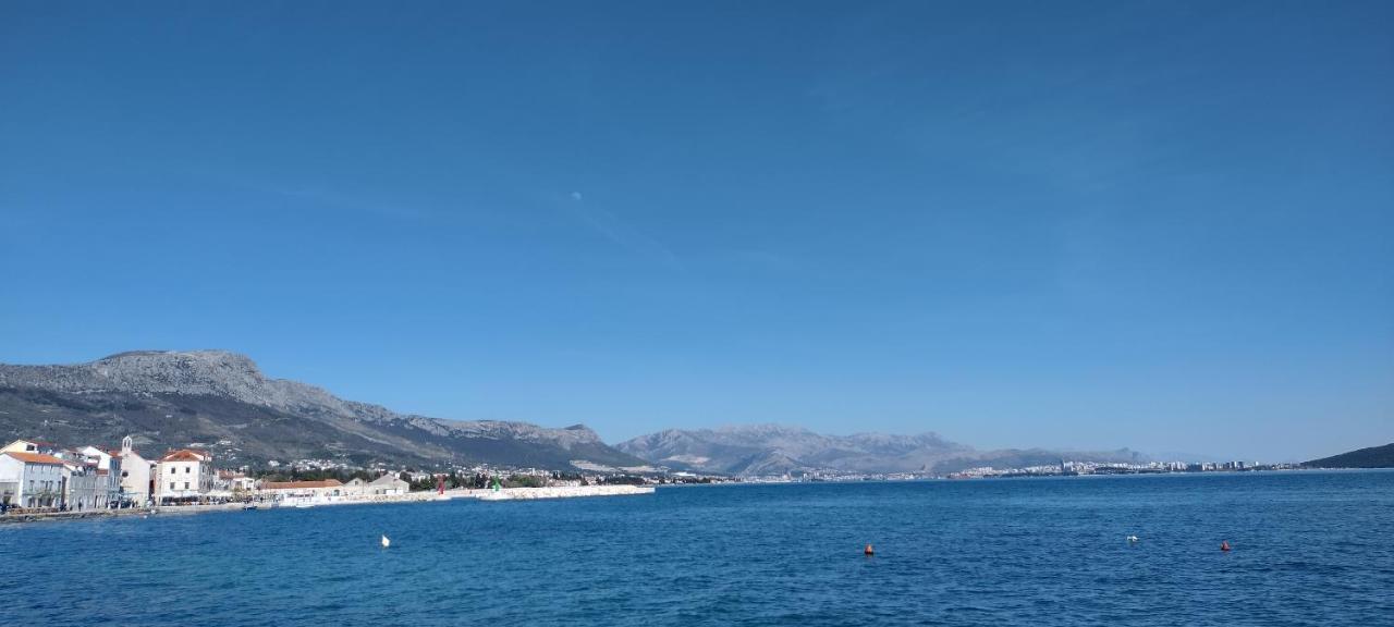 Apartman Figaro Pogled Od Milijun Dolara, 2 Tusa, 2 Wc Kaštela Exterior foto