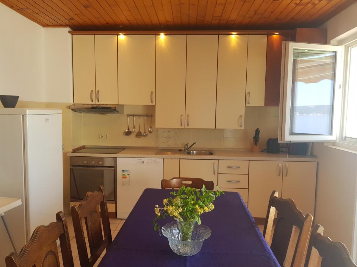 Apartman Figaro Pogled Od Milijun Dolara, 2 Tusa, 2 Wc Kaštela Exterior foto