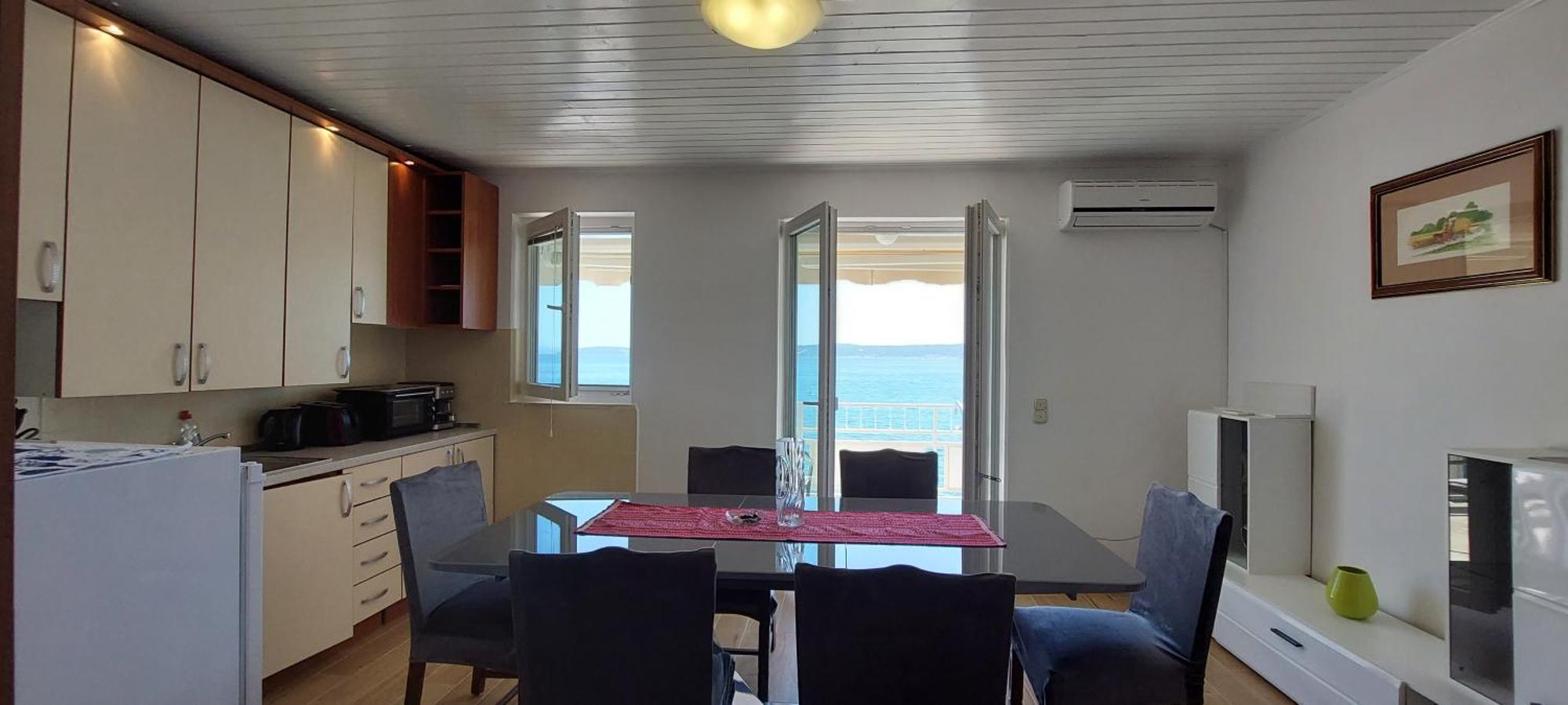 Apartman Figaro Pogled Od Milijun Dolara, 2 Tusa, 2 Wc Kaštela Exterior foto